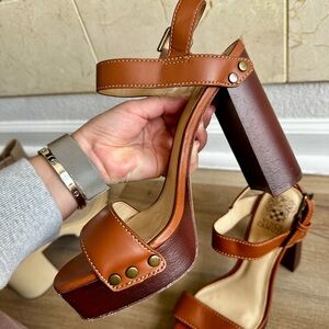 Vince Camuto Brown Heeled Sandals with Platform
